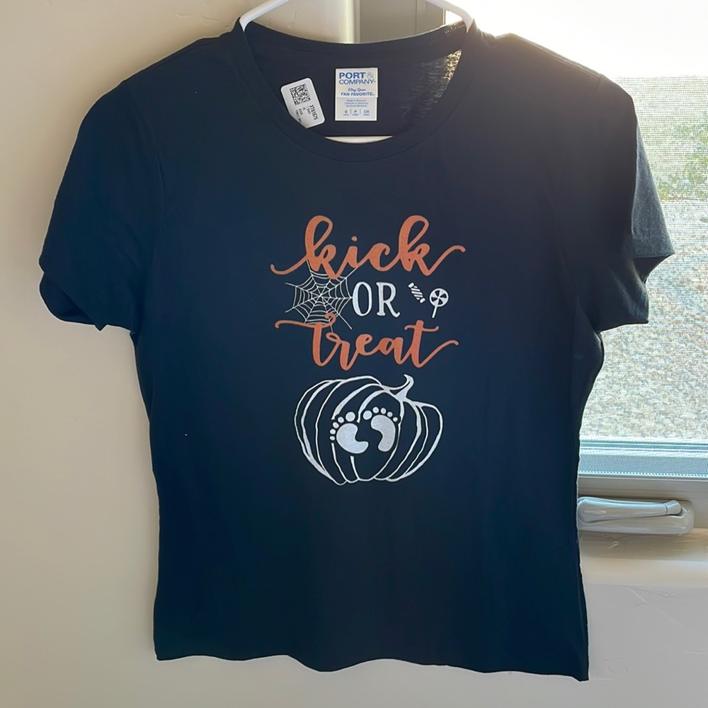 BRAND NEW never worn “Kick Or Treat” Halloween maternity shirt for pregnant moms